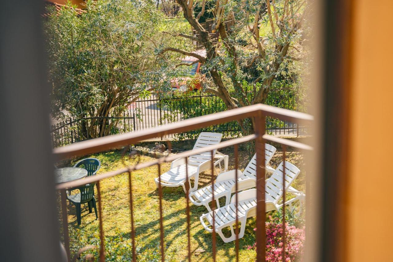 Oliveto Lario Mary Rose Apartments מראה חיצוני תמונה