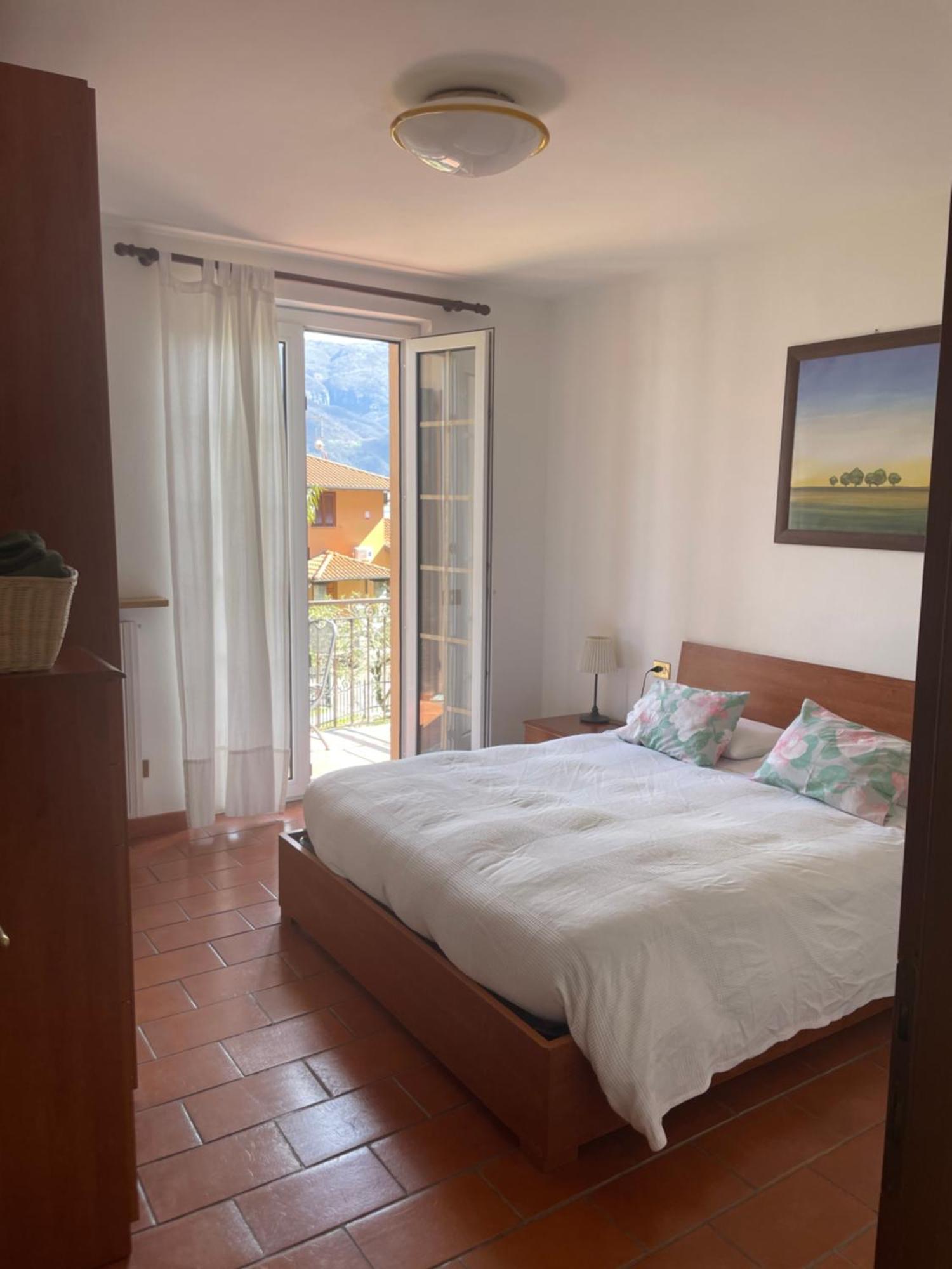 Oliveto Lario Mary Rose Apartments מראה חיצוני תמונה